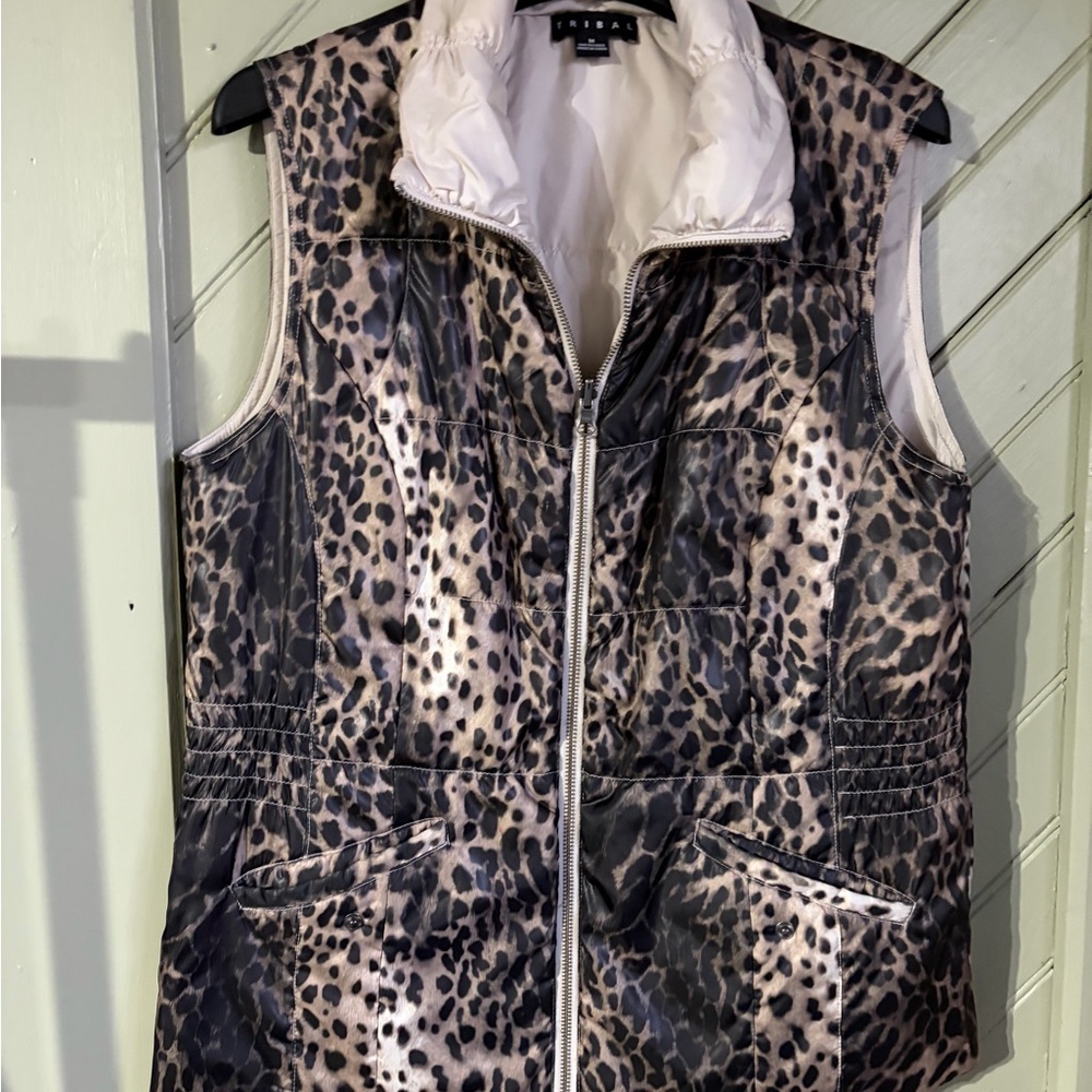 Tribal Cream Leopard Reversible Vest - Picture 2 of 4